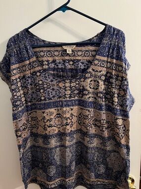 Lucky Brand Navy and Tan Printed Scoop-Neck Blouse